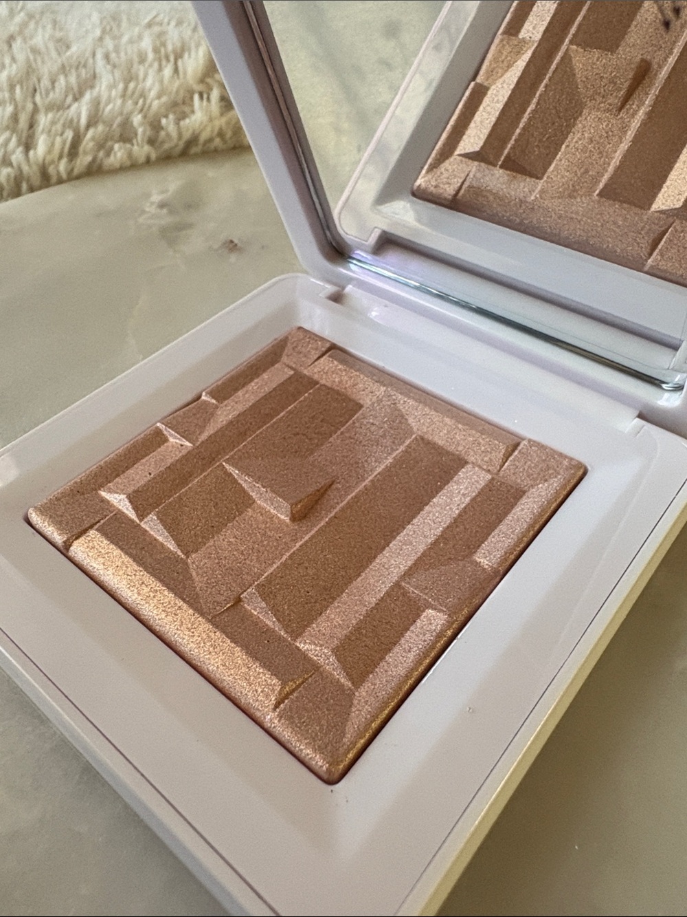 Haus Labs By Lady Gaga PEACH QUARTZ Highlighter